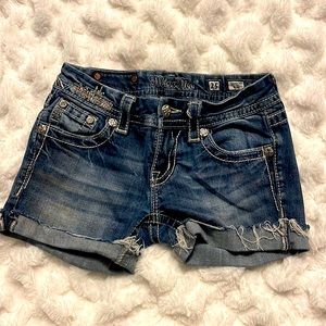 Miss Me Jean shorts so 25